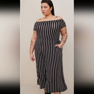Torrid NWT 5X Super Soft Knit Cropped Culotte Jumpsuit-Black&White Strip…